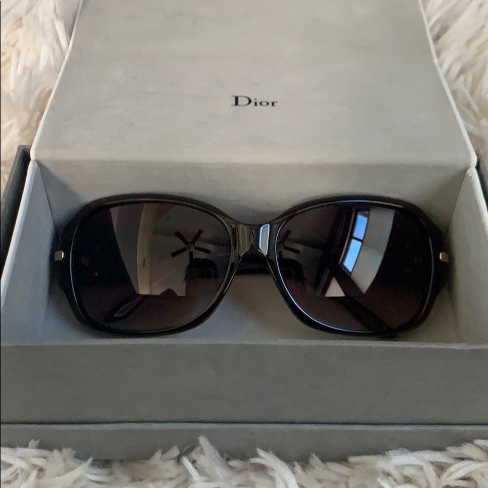 Authentic DIOR SUNGLASSES MYLADYDIORF